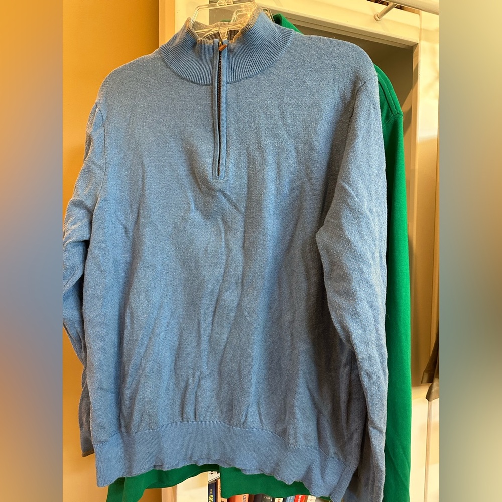 Vineyard Vines - Men's Blue Sweater, size Medium